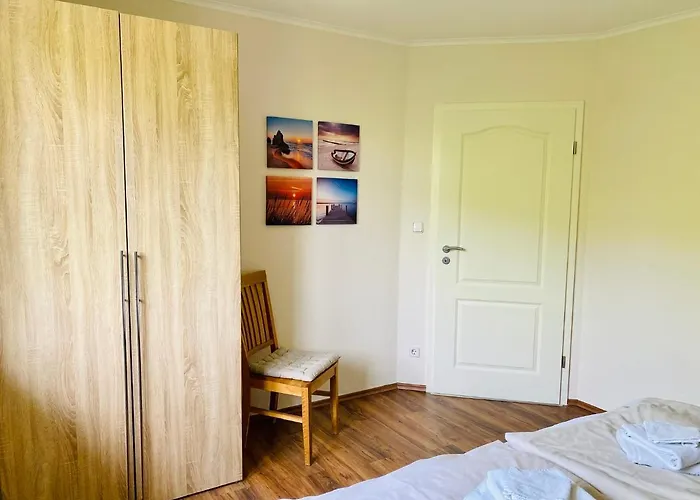 Ferienhaus Kück-Familien-strandnah-Terrasse-Hunde-Sport- und Schwimmbadnähe